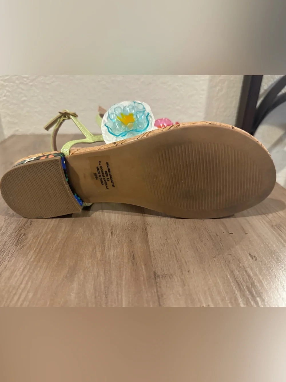 Betsey Johnson Jaydda Thong Lime Green Floral T-Strap Cork Sandals 6.5
